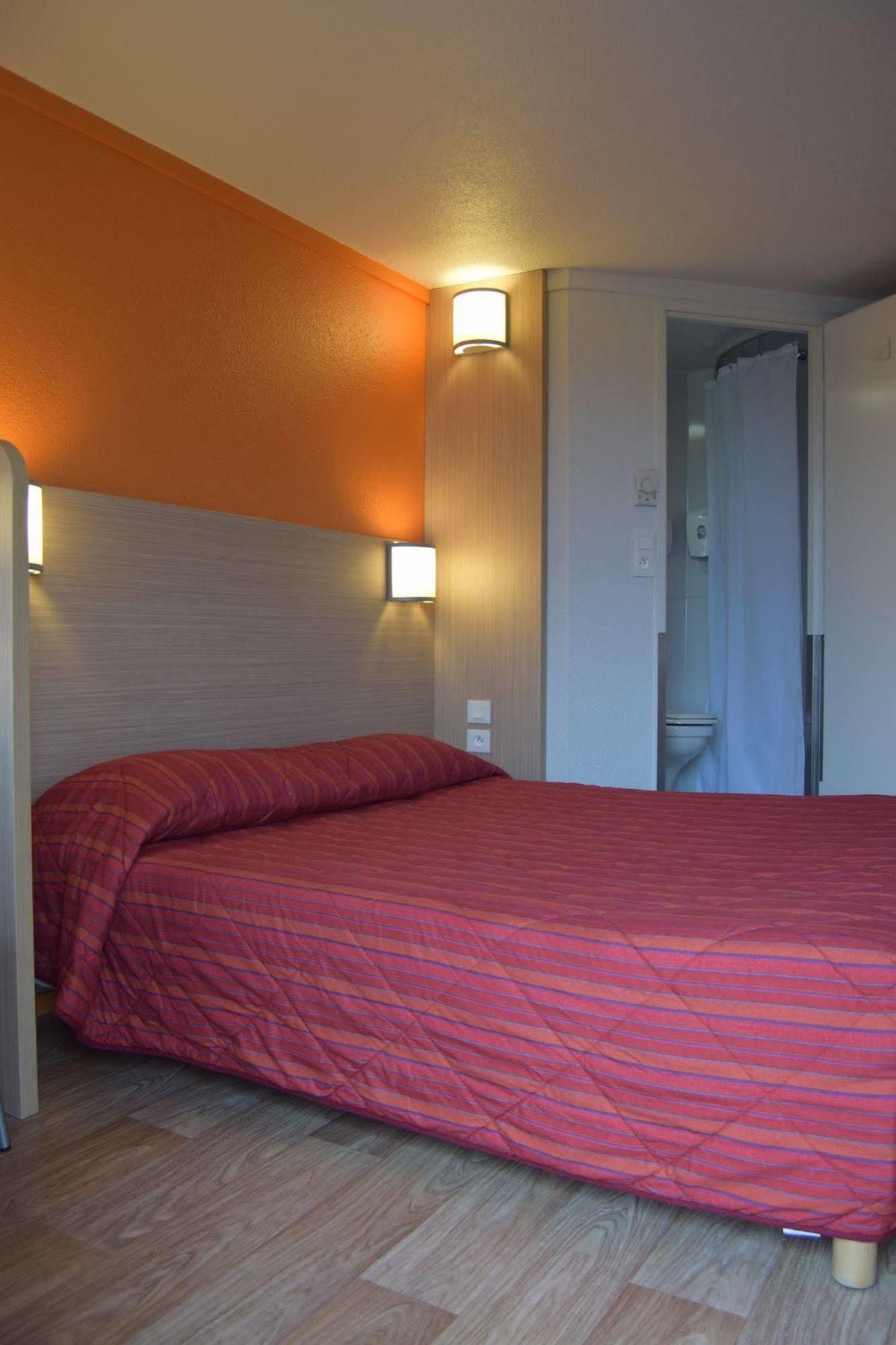 Premiere Classe Creil - Villers Saint Paul Экстерьер фото